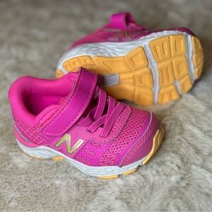 New Balance girls 680 tech ride running sneaker